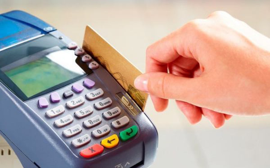 Bốn trường hợp bị phong tỏa tài khoản thanh toán từ 1/7/2024 - ảnh 1