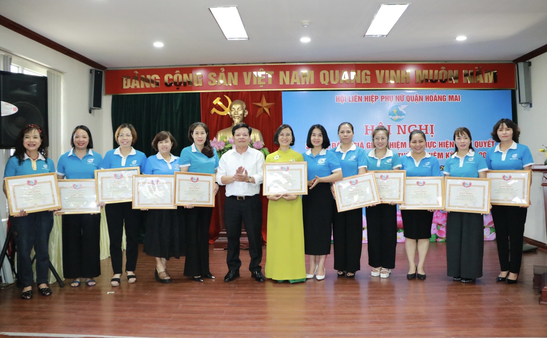 Hội LHPN quận Hoàng Mai: Hoạt động đổi mới, thực hiện nhiệm vụ có hiệu quả trong nửa đầu nhiệm kỳ - ảnh 6