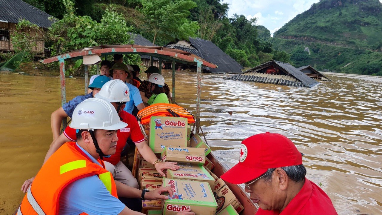 Trung ương Hội Chữ thập đỏ Việt Nam cứu trợ khẩn cấp nhân dân bị ảnh hưởng mưa lũ tại tỉnh Sơn La và Điện Biên - ảnh 3