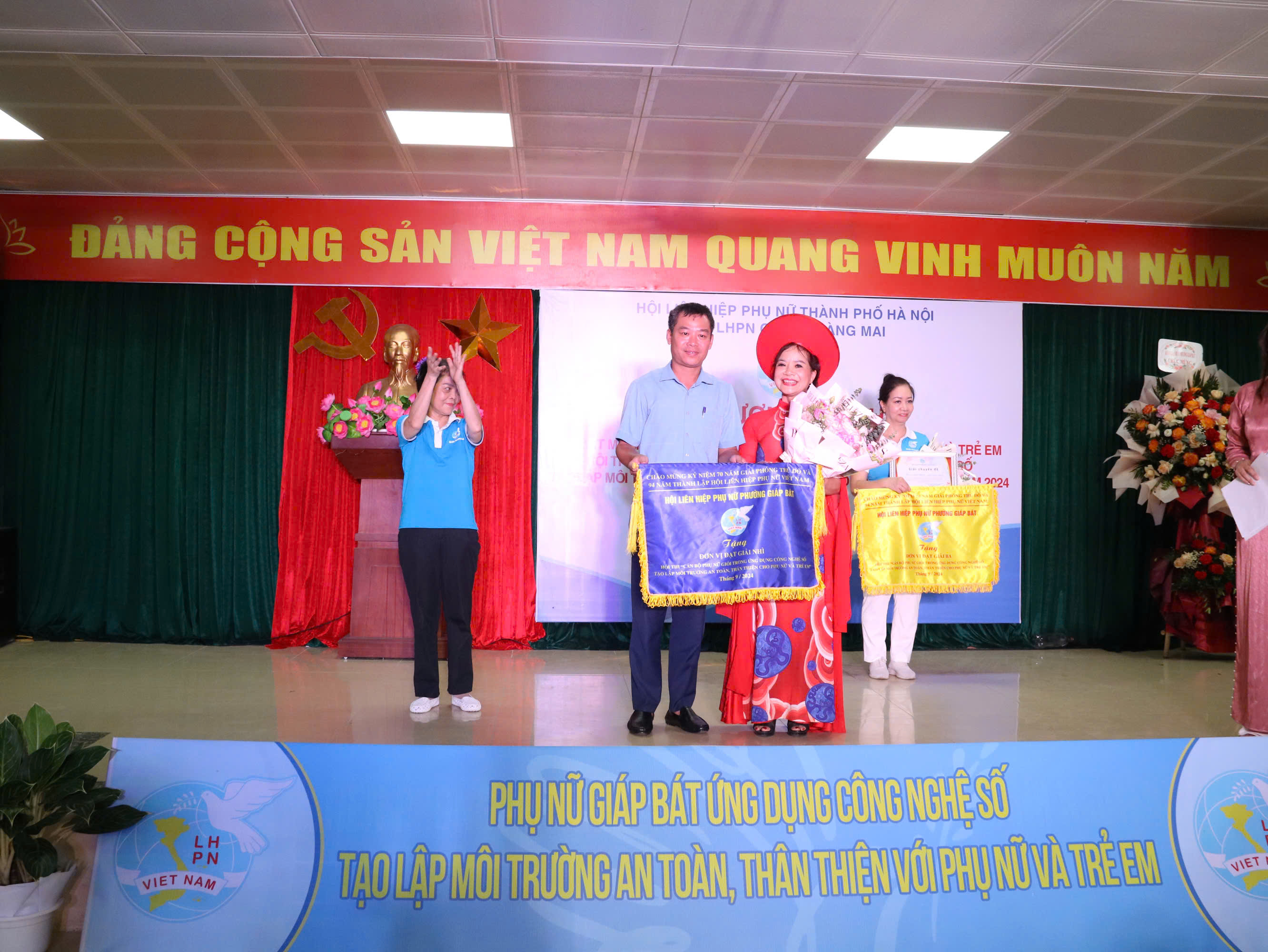 Quận Hoàng Mai: Ra mắt mô hình “Thành phố an toàn thân thiện với phụ nữ và trẻ em” tại phường Giáp Bát - ảnh 7