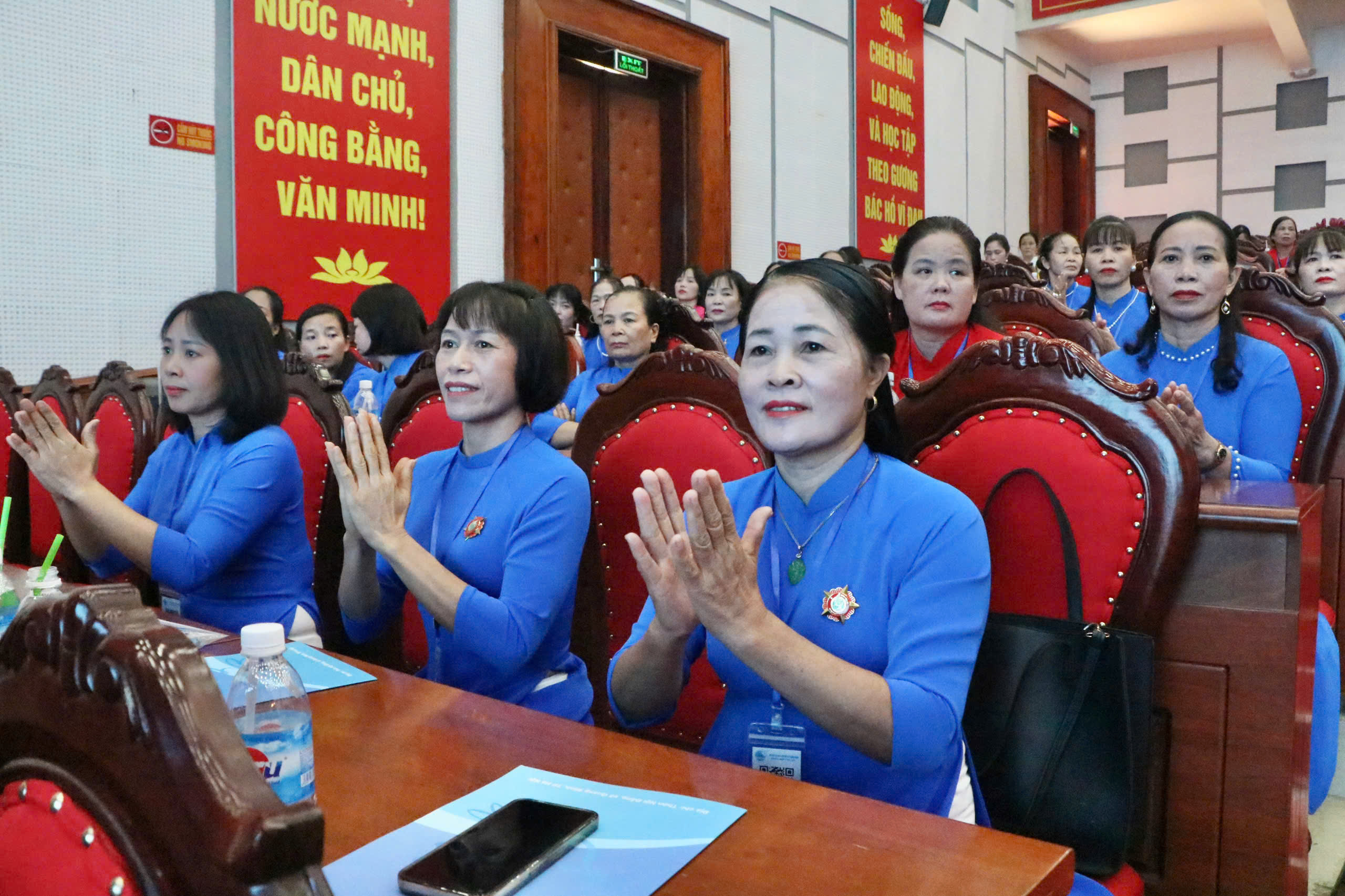Phát huy truyền thống, bản lĩnh, khát vọng vươn lên của phụ nữ Quang Minh trong kỷ nguyên mới - ảnh 5