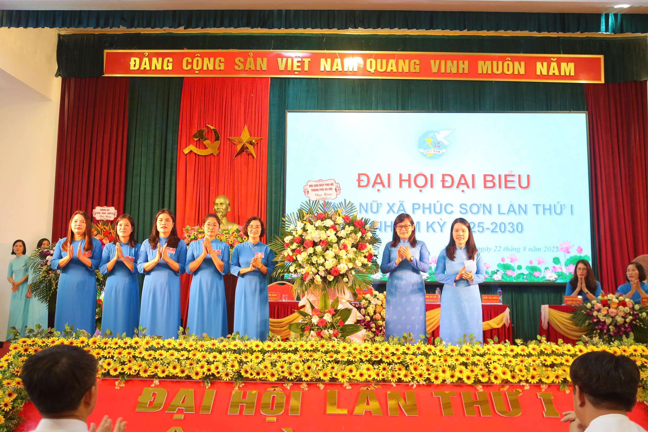 Phụ nữ Phúc Sơn chung sức xây dựng quê hương văn minh, hiện đại - ảnh 2