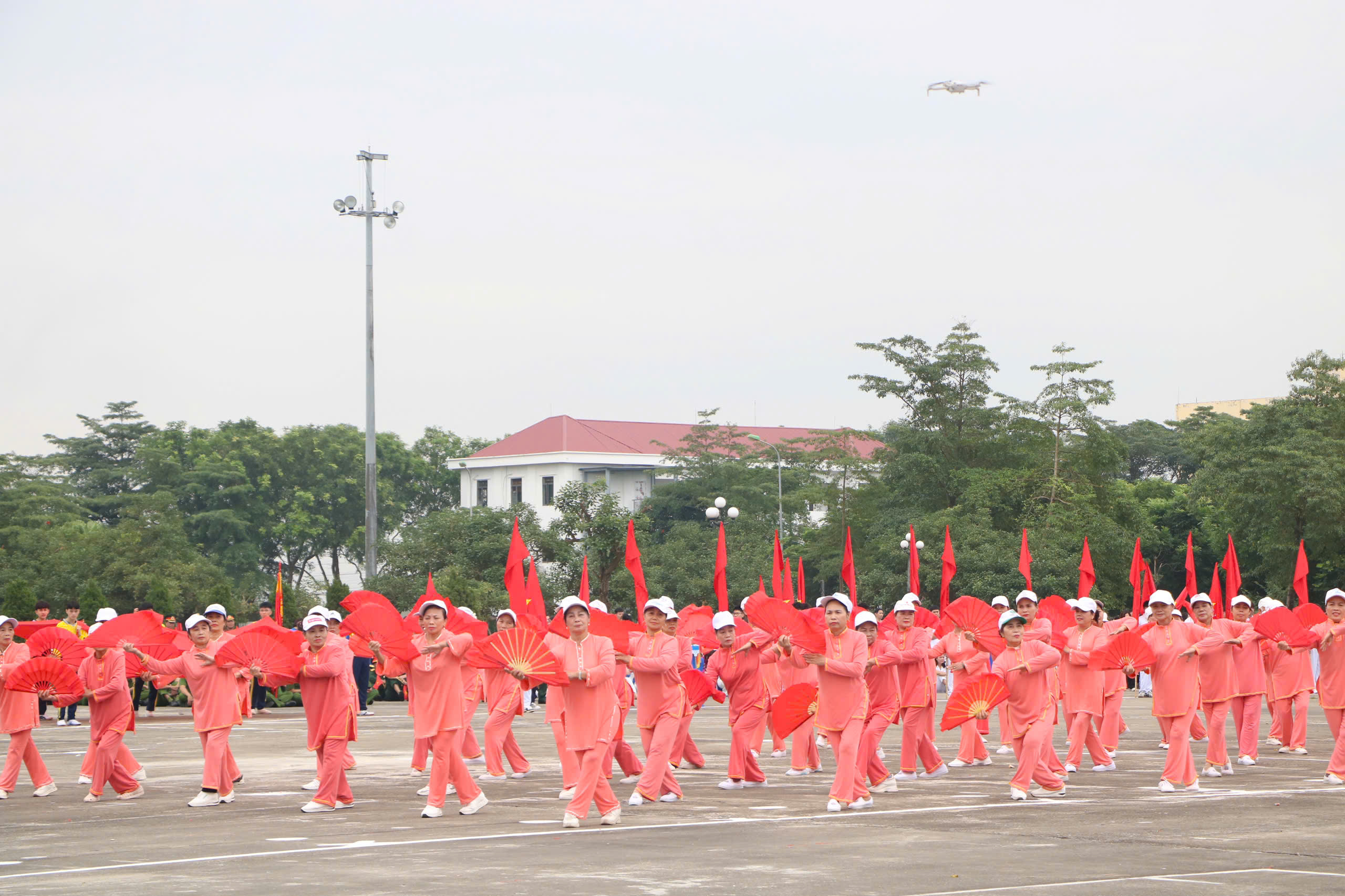 Đại hội Thể dục Thể thao xã Quang Minh lần thứ I: Xây dựng con người Quang Minh “khỏe mạnh - năng động - sáng tạo - hội nhập” - ảnh 17