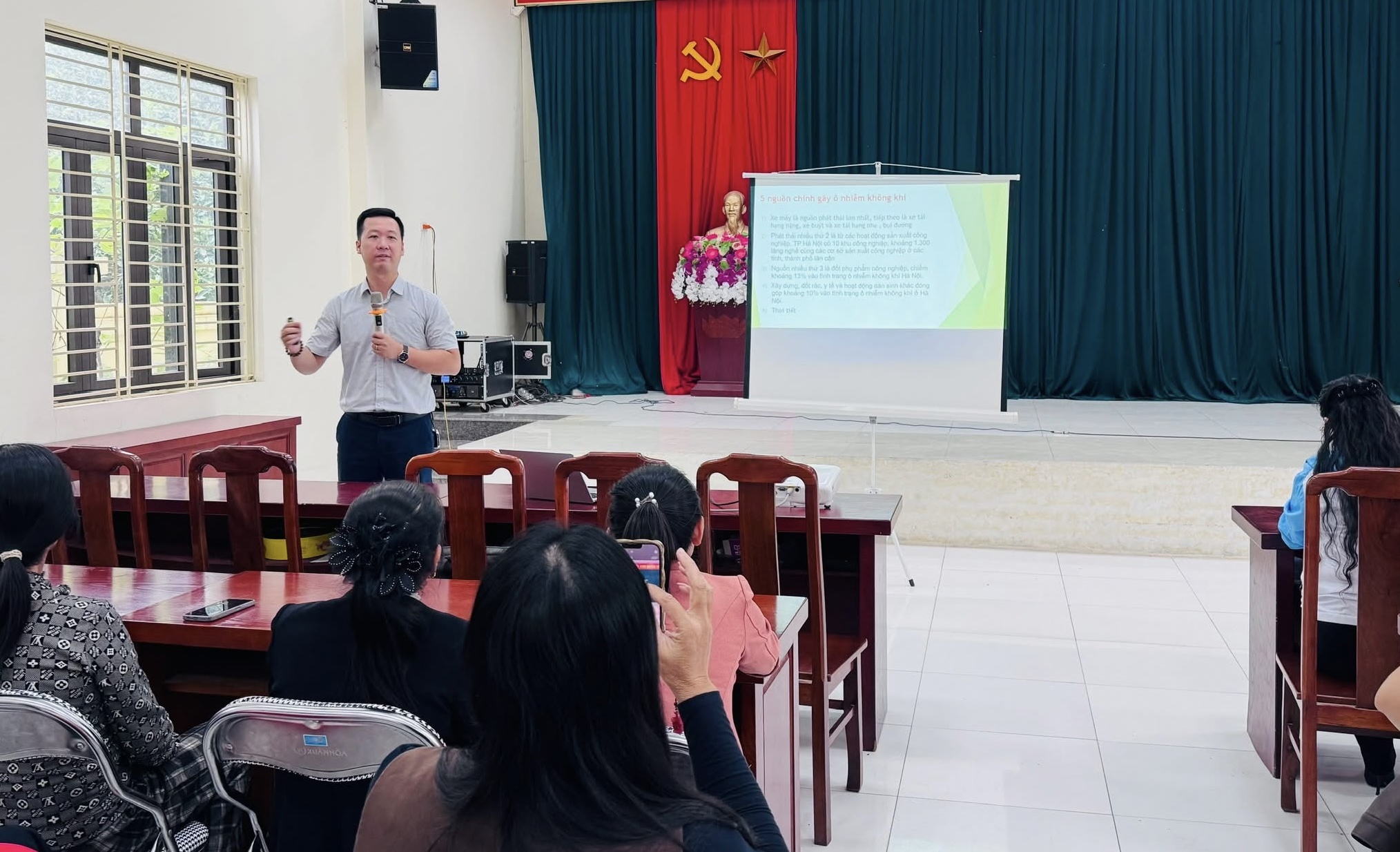 Hội LHPN xã Mê Linh tổ chức hiệu quả các hội nghị tập huấn xử lý rác thải tại hộ gia đình - ảnh 2