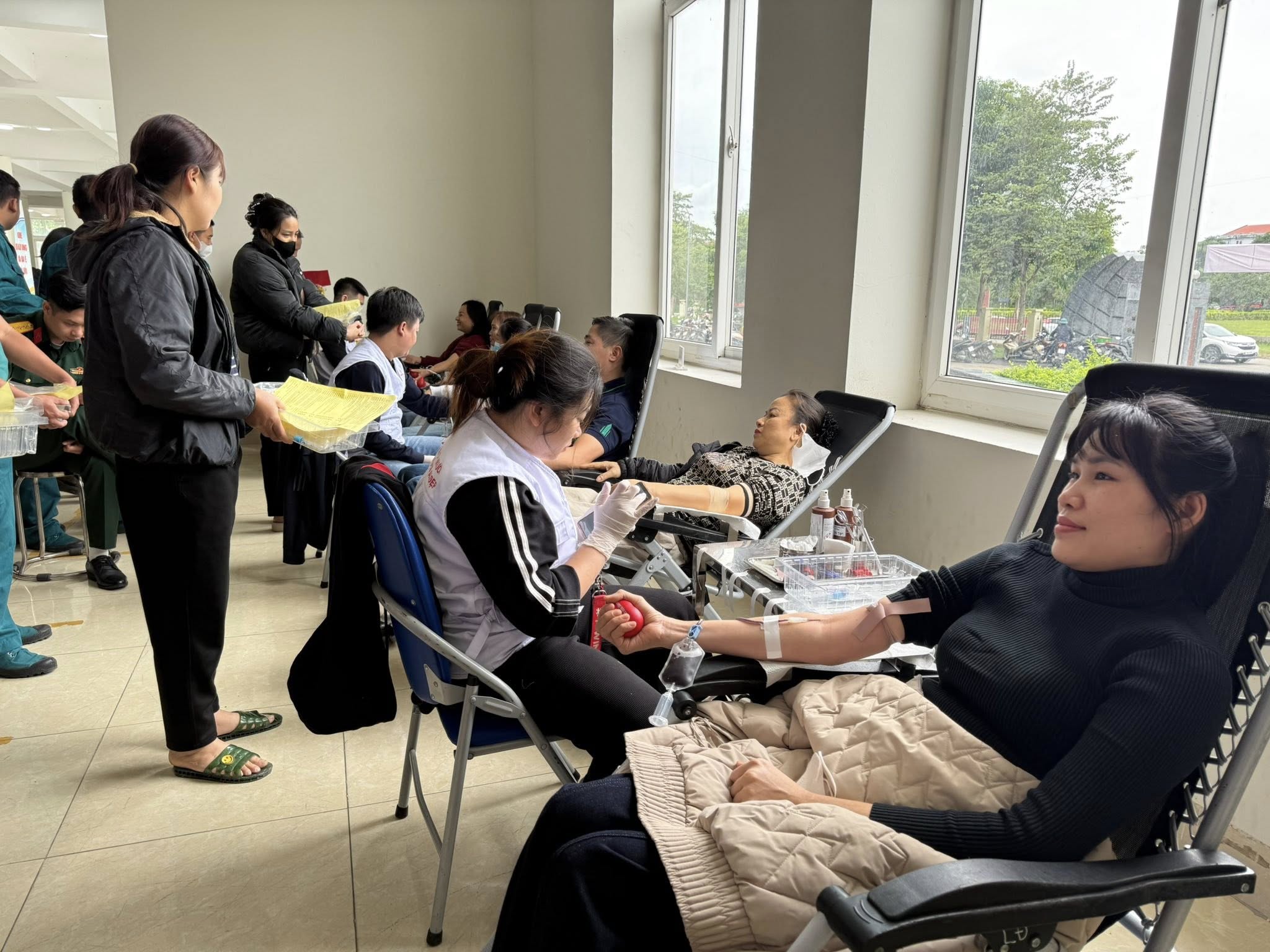 Mỗi giọt máu cho đi - Một cuộc đời ở lại - ảnh 5