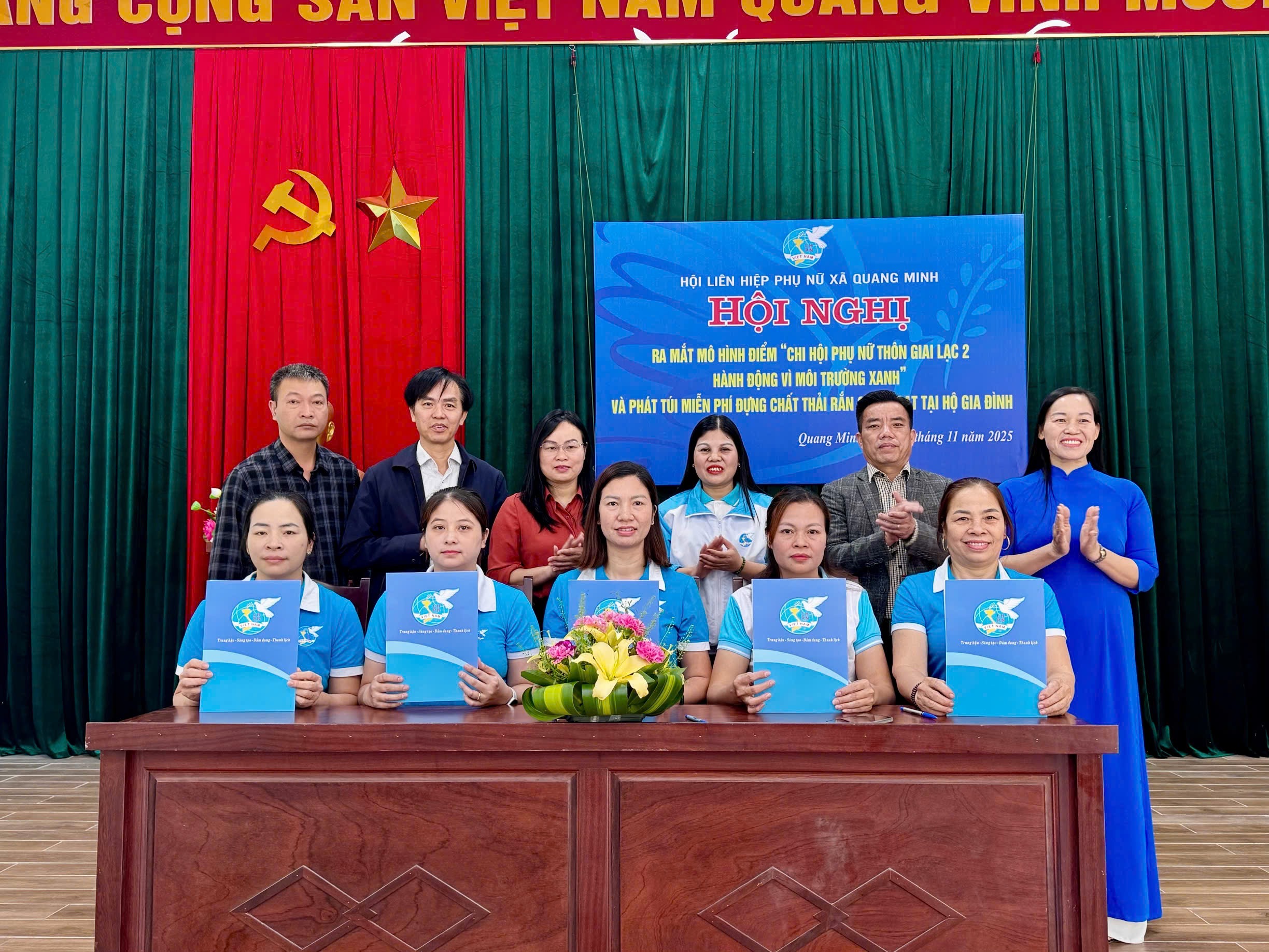 Ra mắt Mô hình điểm Chi hội Phụ nữ hành động vì môi trường  - ảnh 3