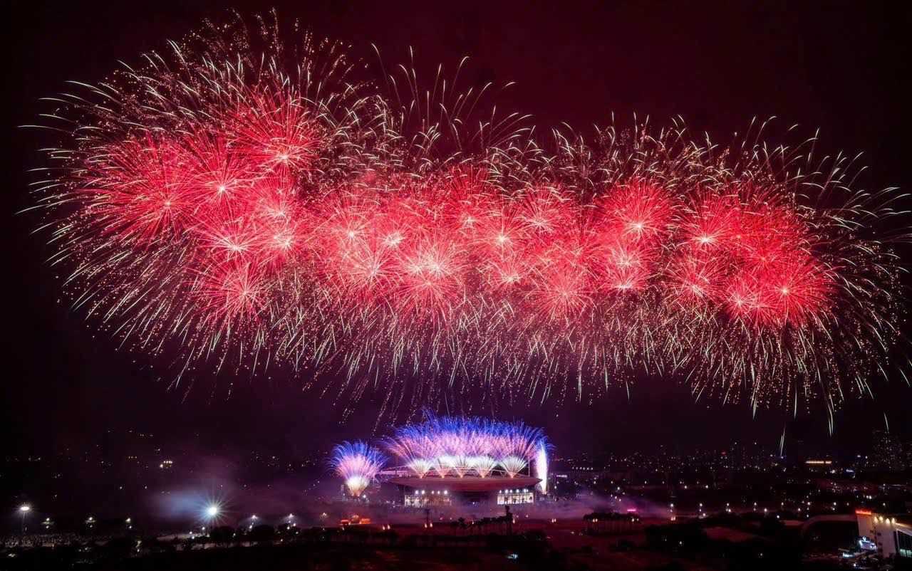 Xã Quang Minh tổ chức chương trình ca nhạc và bắn pháo hoa chào mừng Tết Nguyên đán Bính Ngọ 2026 - ảnh 1