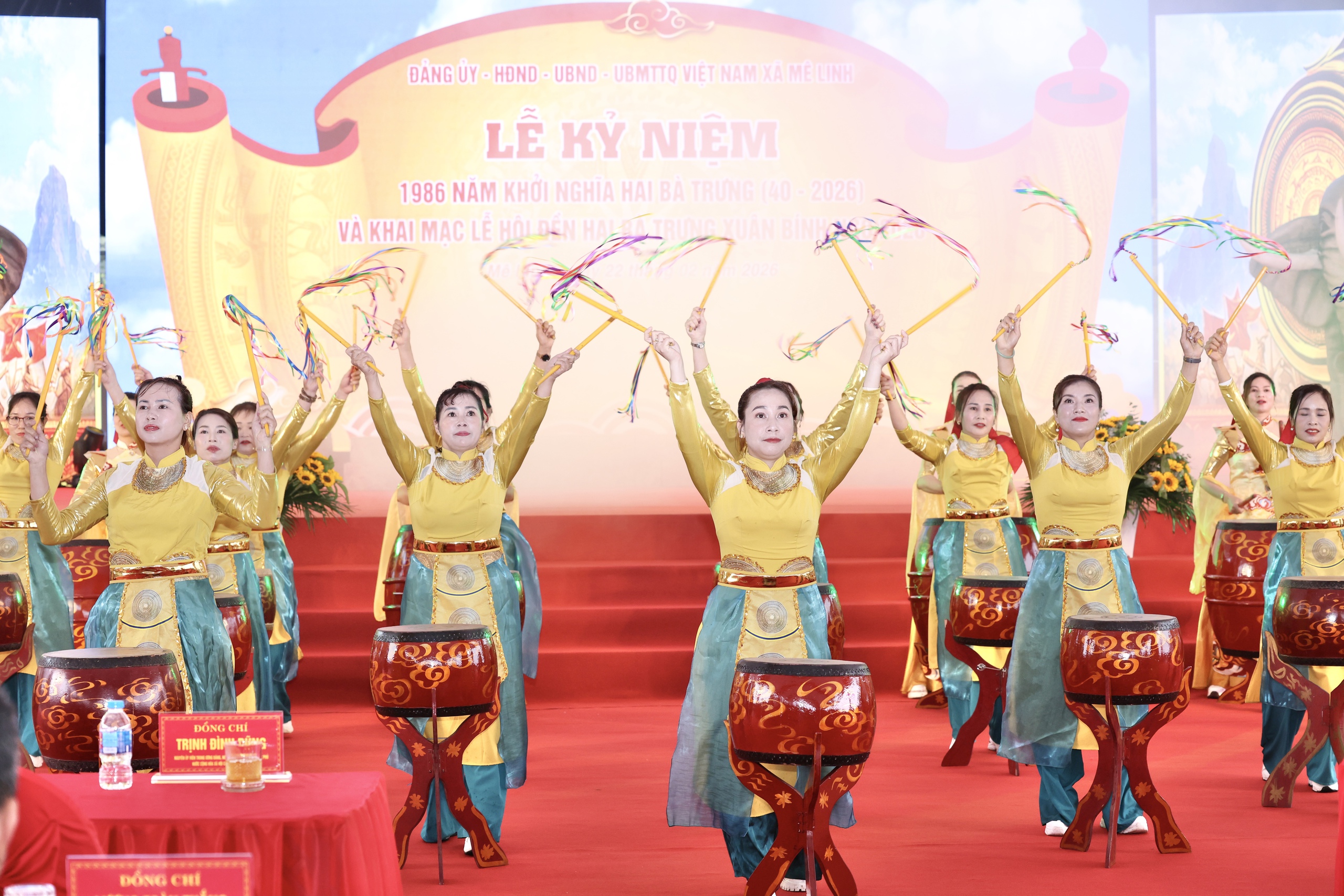 Khai hội Đền Hai Bà Trưng xuân Bính Ngọ 2026: Rạng rỡ hào khí Mê Linh - mảnh đất quê hương anh hùng - ảnh 3