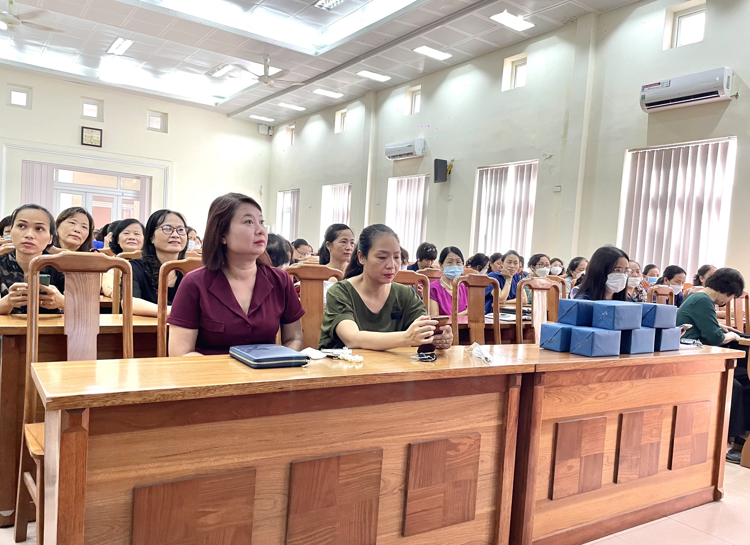 Hội LHPN quận Cầu Giấy: Bồi dưỡng nghiệp vụ công tác Hội phụ nữ năm 2022 cho cán bộ phụ nữ - ảnh 1