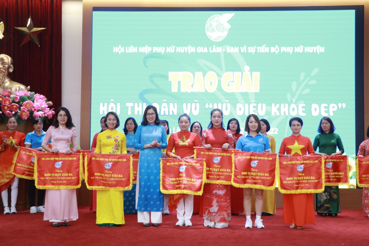 Hội LHPN huyện Gia Lâm: Đa dạng chùm hoạt động mừng ngày 20/10 - ảnh 6