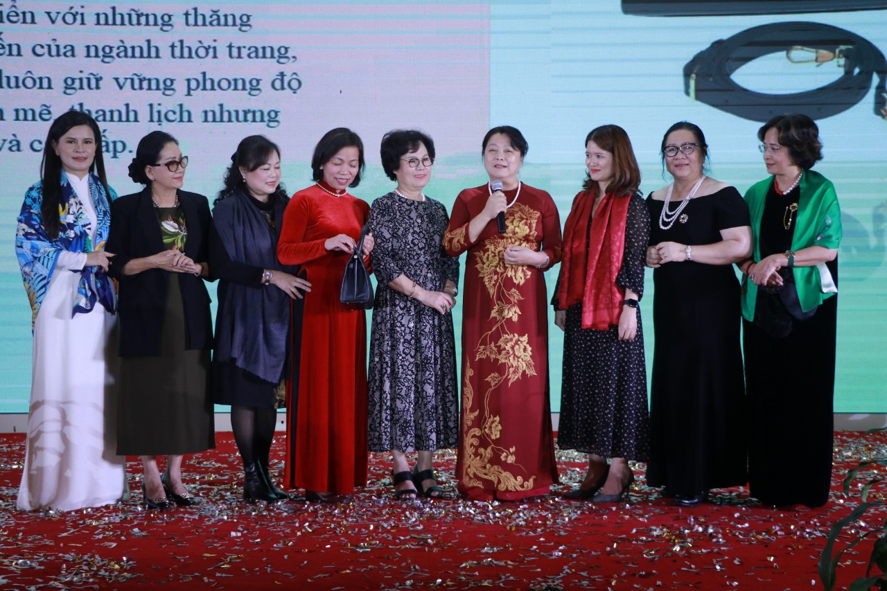 Đêm Gala “Cảm xúc tháng 10 - Chạm Yêu thương“ - ảnh 8