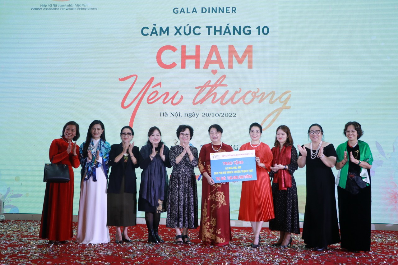 Đêm Gala “Cảm xúc tháng 10 - Chạm Yêu thương“ - ảnh 7