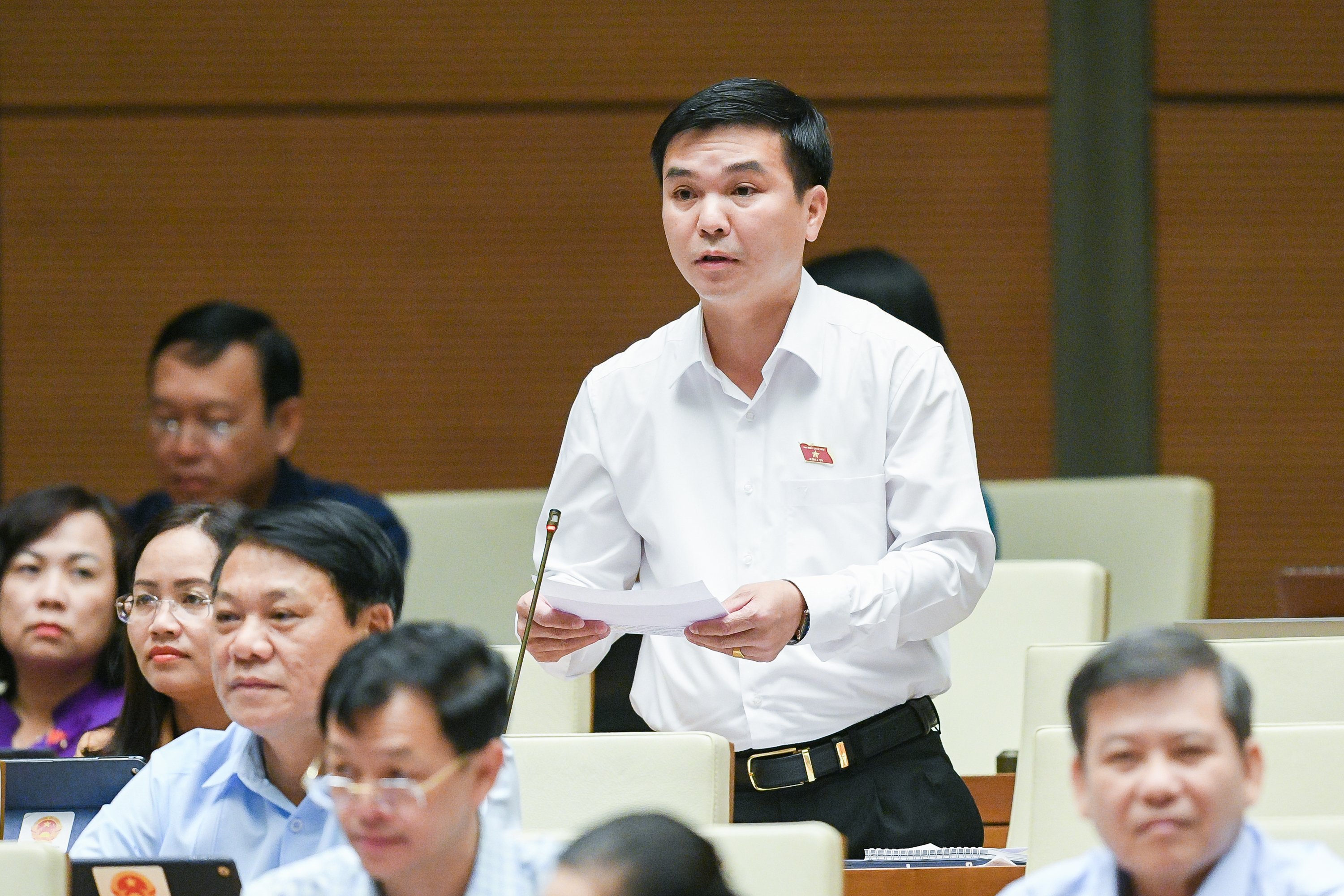Bộ trưởng Bộ Nội Vụ thừa nhận đánh giá cán bộ, công chức, viên chức còn chưa sát với thực tiễn - ảnh 1