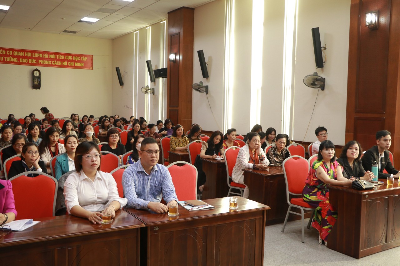 Nâng cao kiến thức, kỹ năng quản trị tài chính và chuyển đổi số cho phụ nữ khởi nghiệp - ảnh 2