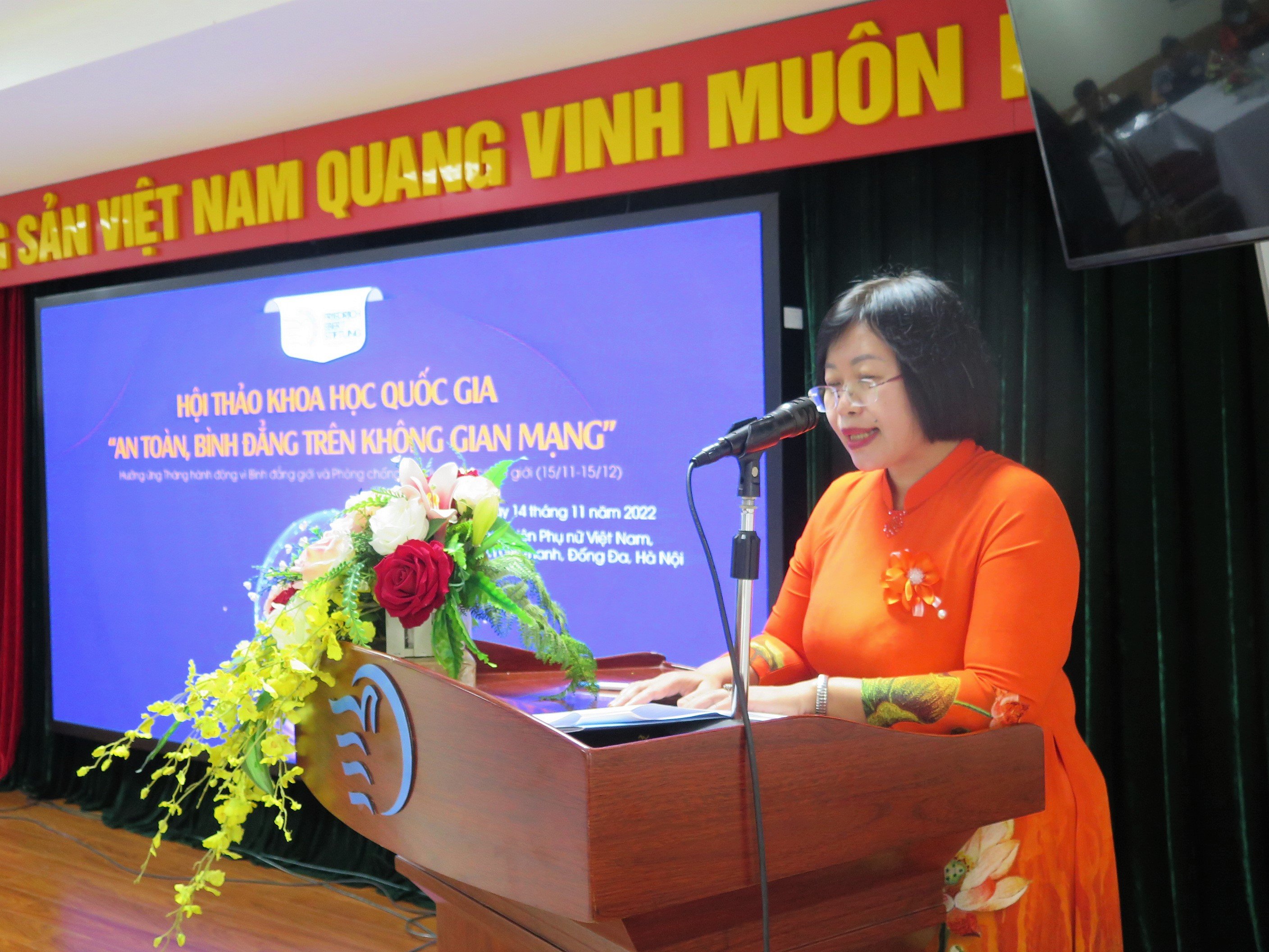 “An toàn, bình đẳng trong không gian mạng” cho phụ nữ và trẻ em - ảnh 1