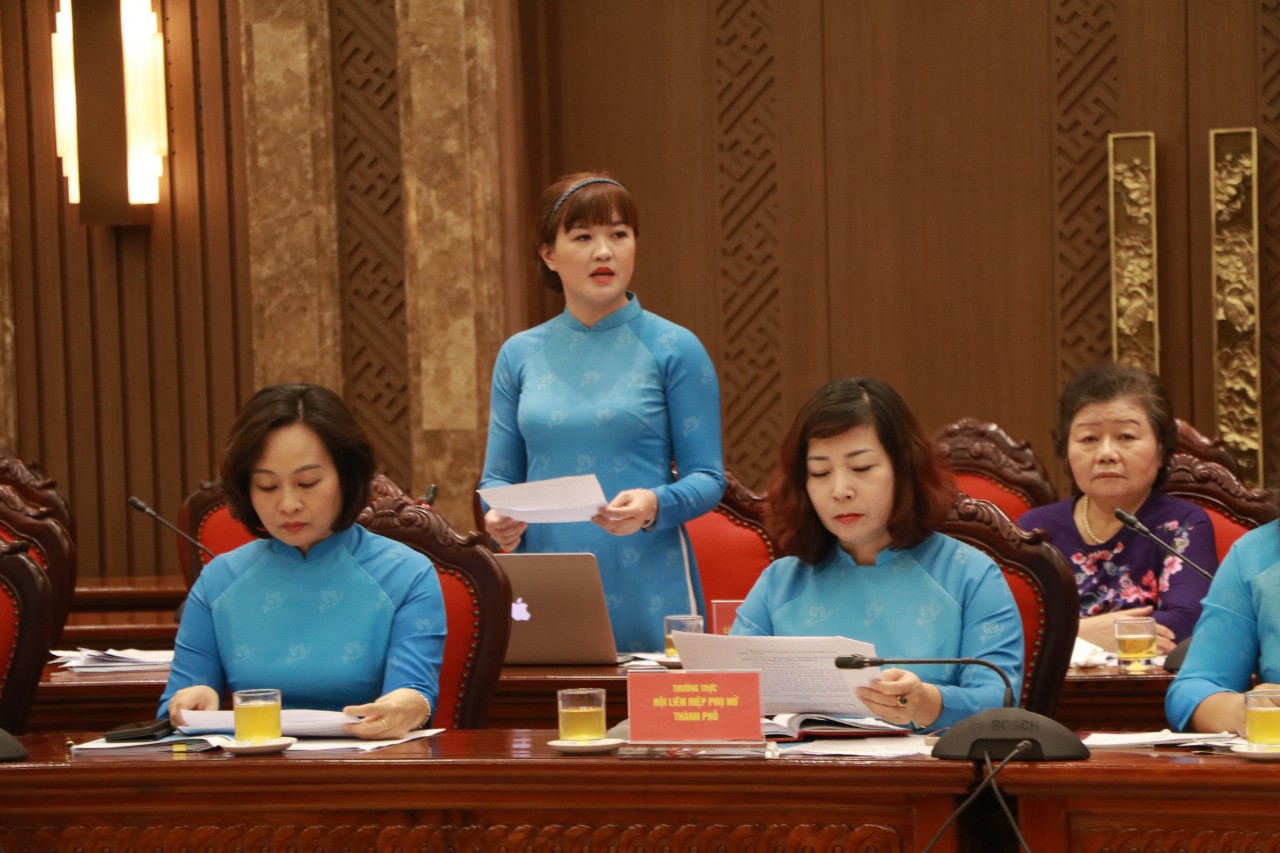 Sáng nay, 30/11, Bí thư Thành ủy Đinh Tiến Dũng đối thoại với đại biểu Phụ nữ Thủ đô - ảnh 5
