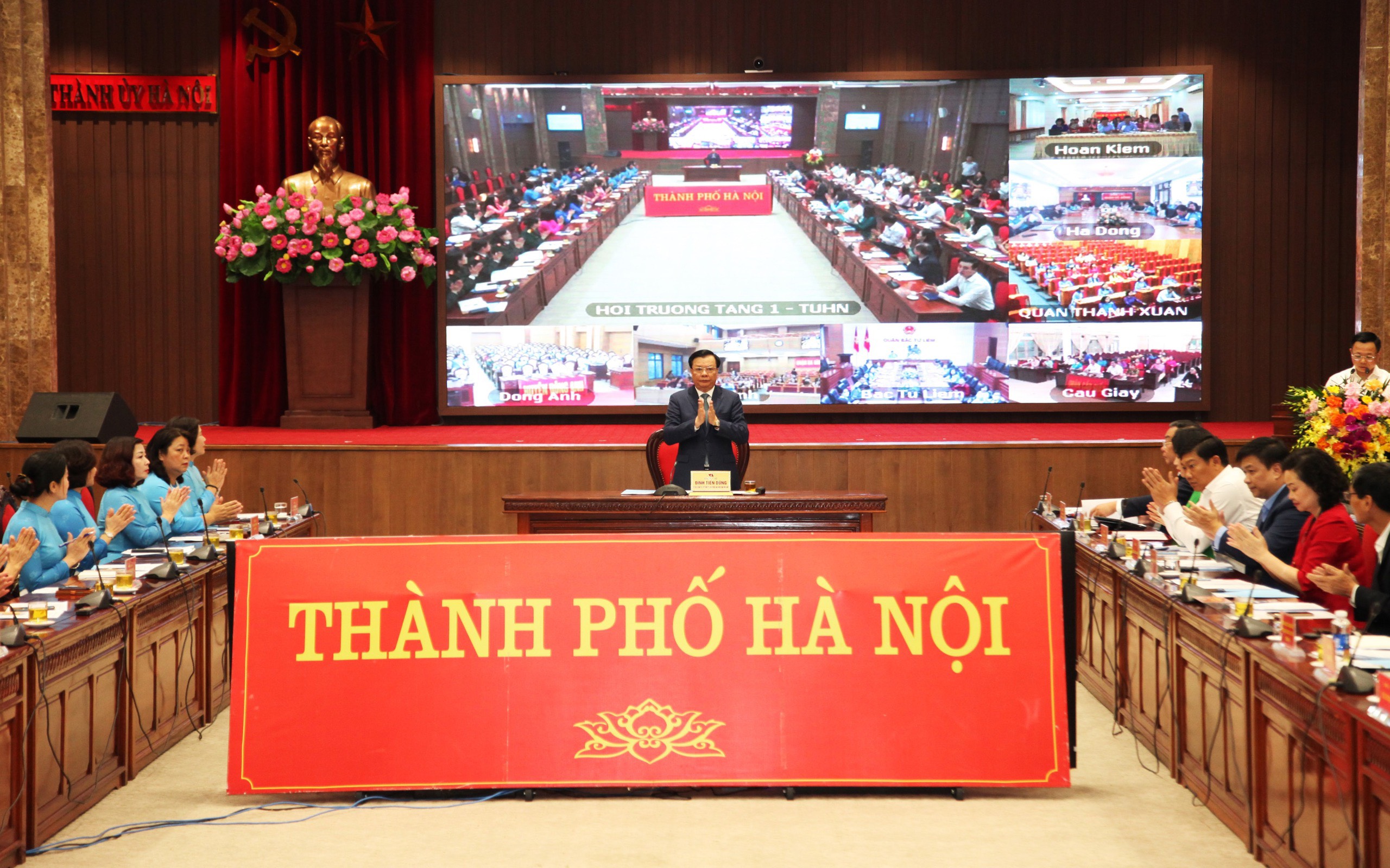 Thành phố ghi nhận, đánh giá cao kết quả phong trào phụ nữ và hoạt động của các cấp Hội LHPN Hà Nội - ảnh 2