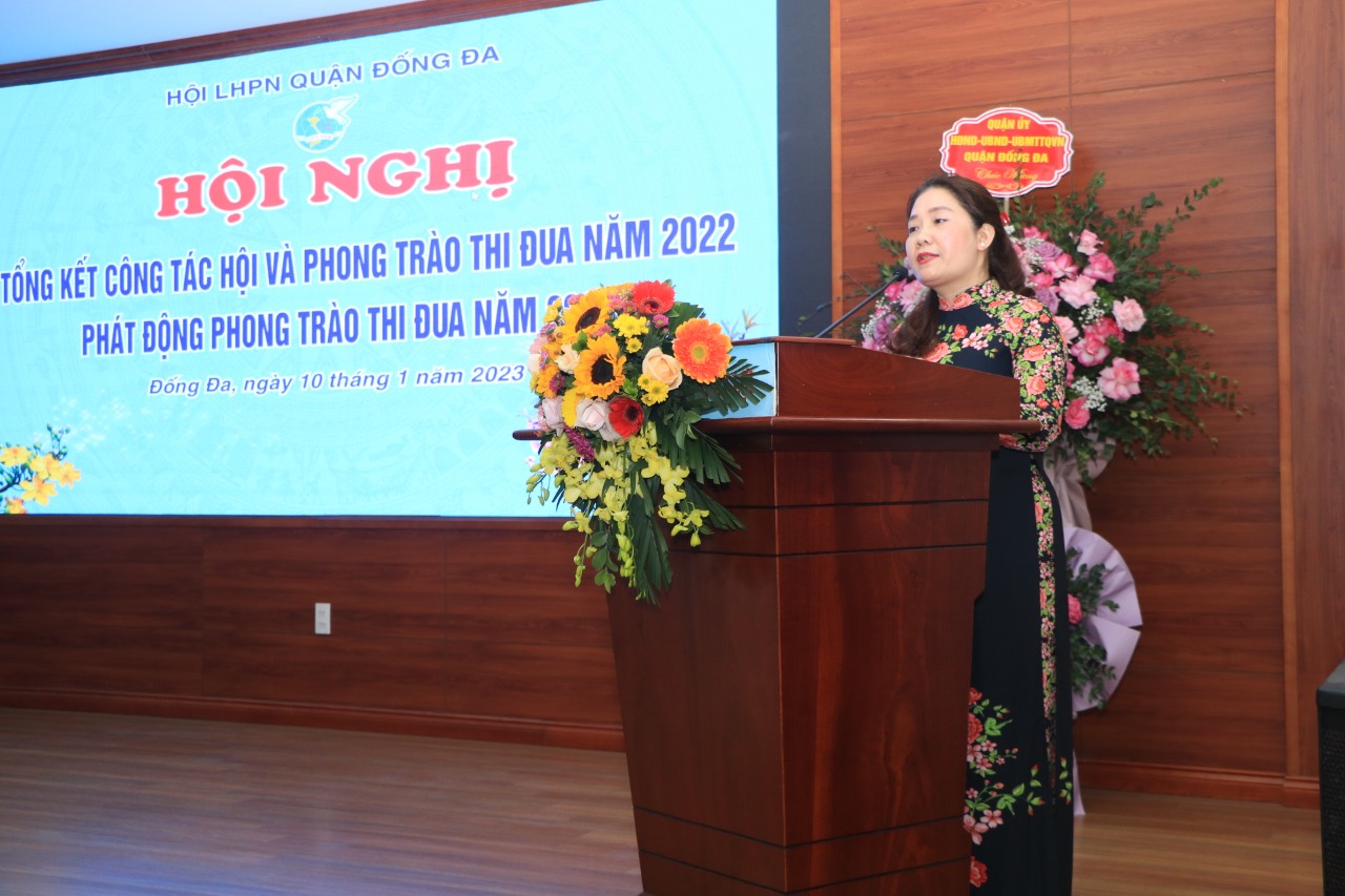 Đồng chí Phó Bí thư Quận ủy, Chủ tịch UBND quận Đống Đa trở thành hội viên danh dự của Hội LHPN Quận - ảnh 8