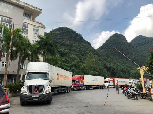 Tạm dừng thông quan dịp Tết tại các cửa khẩu ở Lạng Sơn - ảnh 1