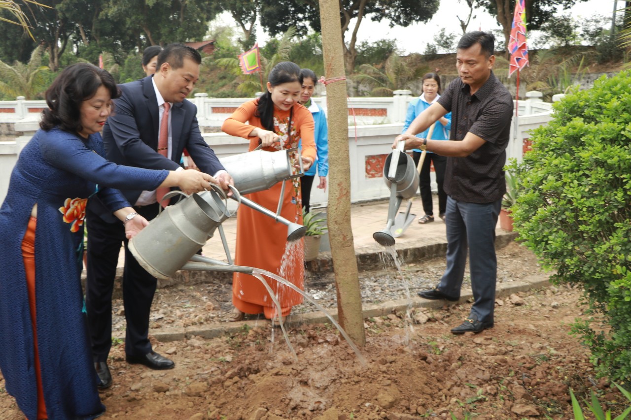 Đảm bảo bình đẳng giới cho sự phát triển bền vững của Thủ đô - ảnh 8