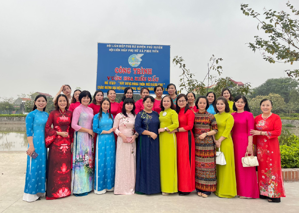 Cam kết thi đua triển khai các công trình phần việc vì phụ nữ, trẻ em - ảnh 2