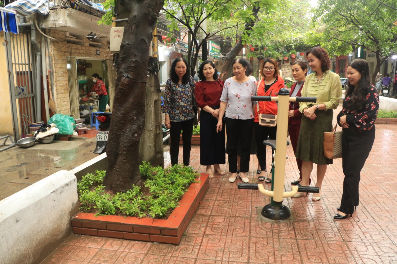 Hội LHPN quận Ba Đình: Nỗ lực tiếp tục thực hiện thắng lợi công tác quý II năm 2023 - ảnh 4