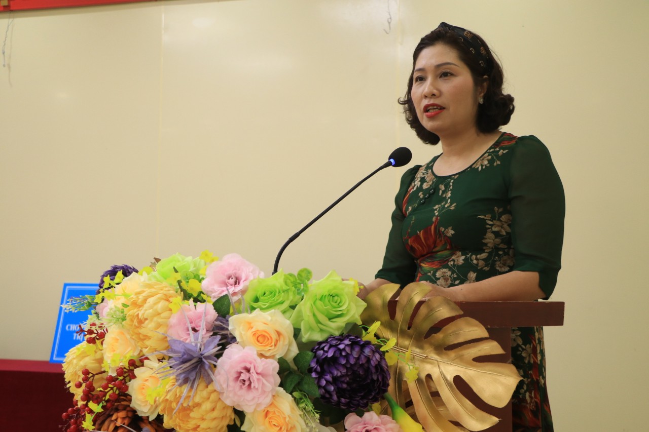 Trao vốn vay không lãi giúp hội viên phụ nữ khó khăn phát triển kinh tế tại quận Đống Đa - ảnh 2
