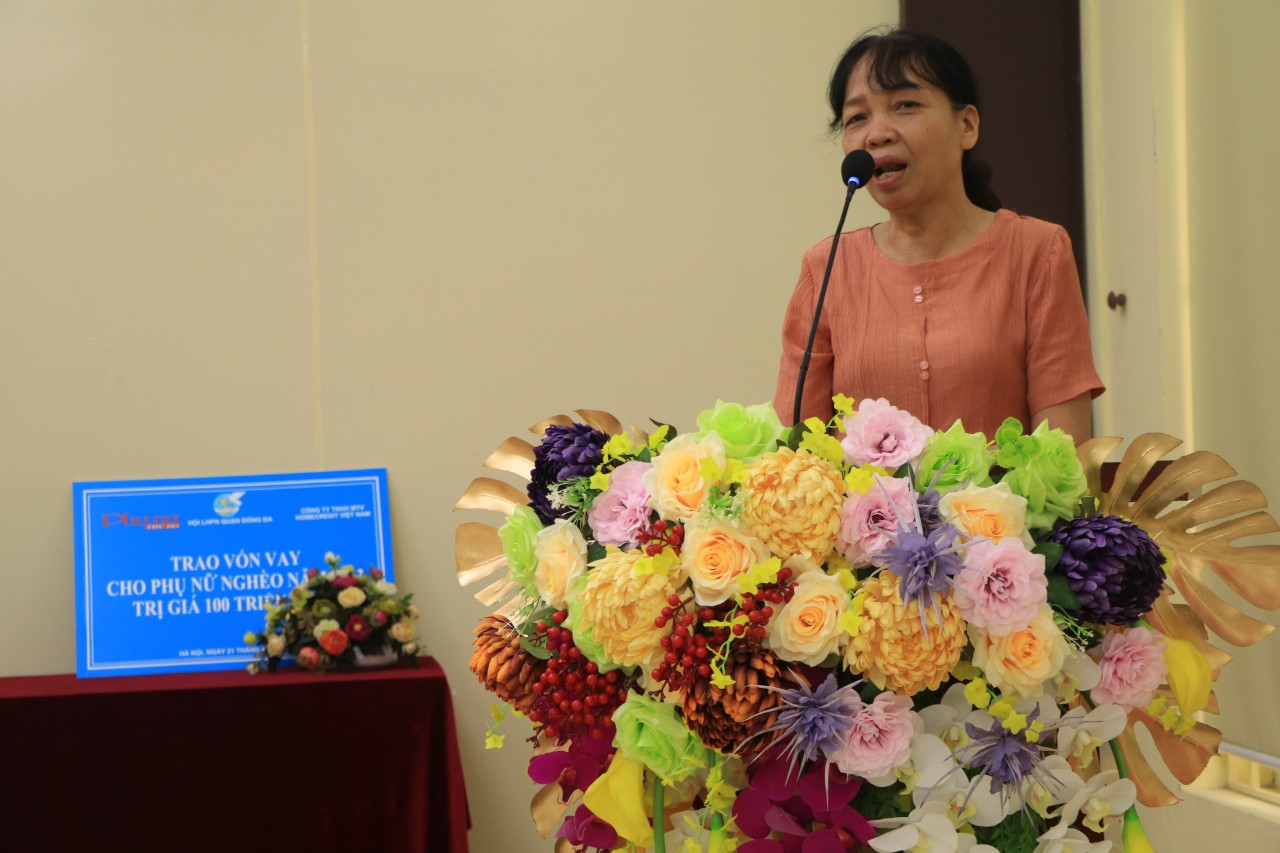 Trao vốn vay không lãi giúp hội viên phụ nữ khó khăn phát triển kinh tế tại quận Đống Đa - ảnh 7