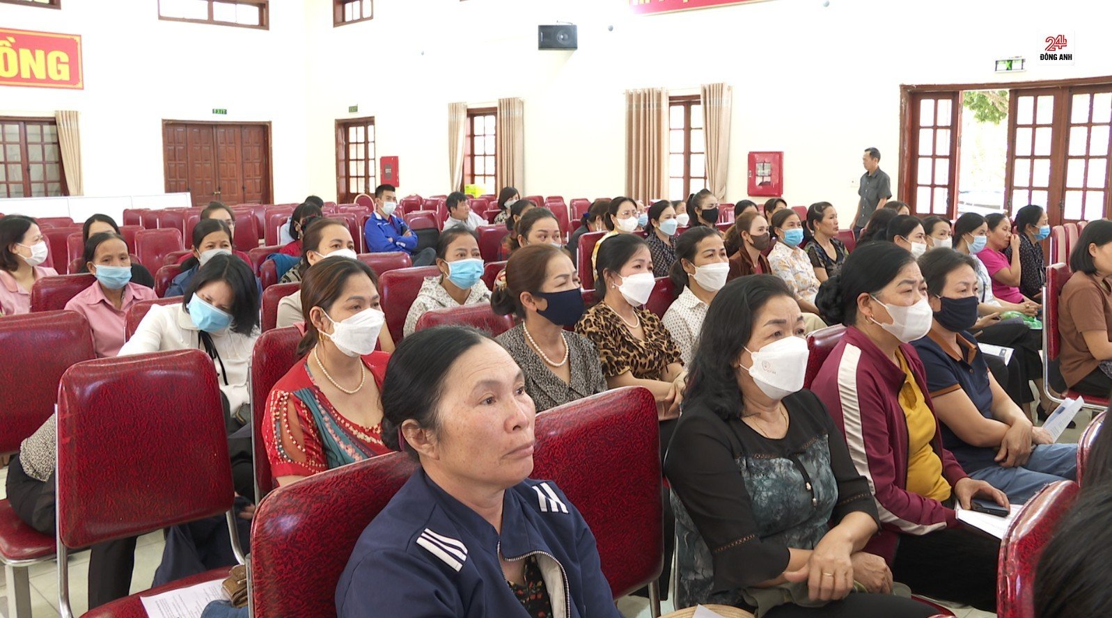 Tuyên truyền Luật đất đai và trợ giúp pháp lý cho gần 150 cán bộ hội viên phụ nữ - ảnh 1
