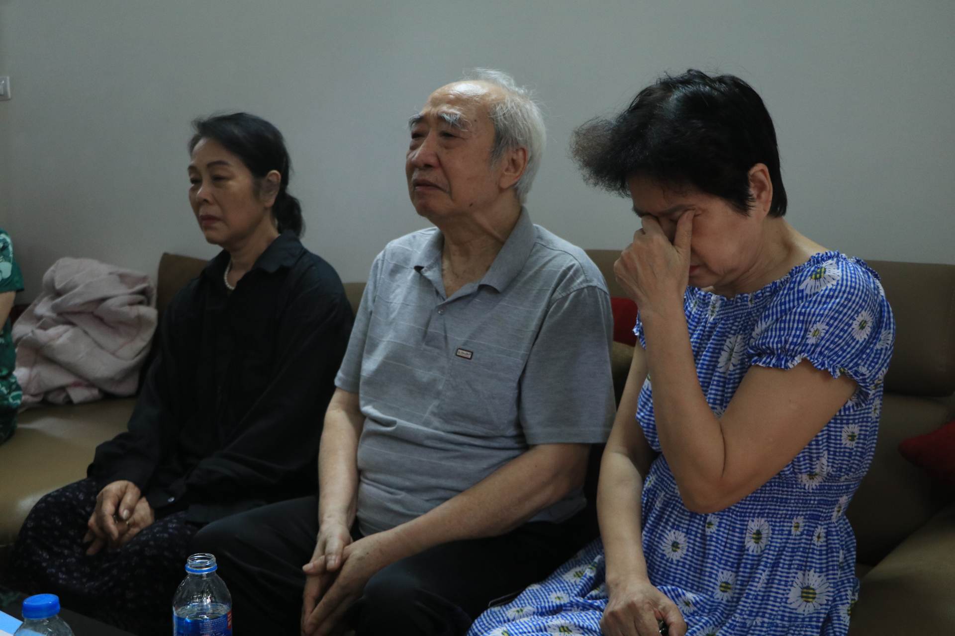 Hội LHPN Hà Nội: Thăm hỏi, chia buồn với gia đình các nạn nhân trong vụ cháy nhà ở quận Hà Đông - ảnh 2