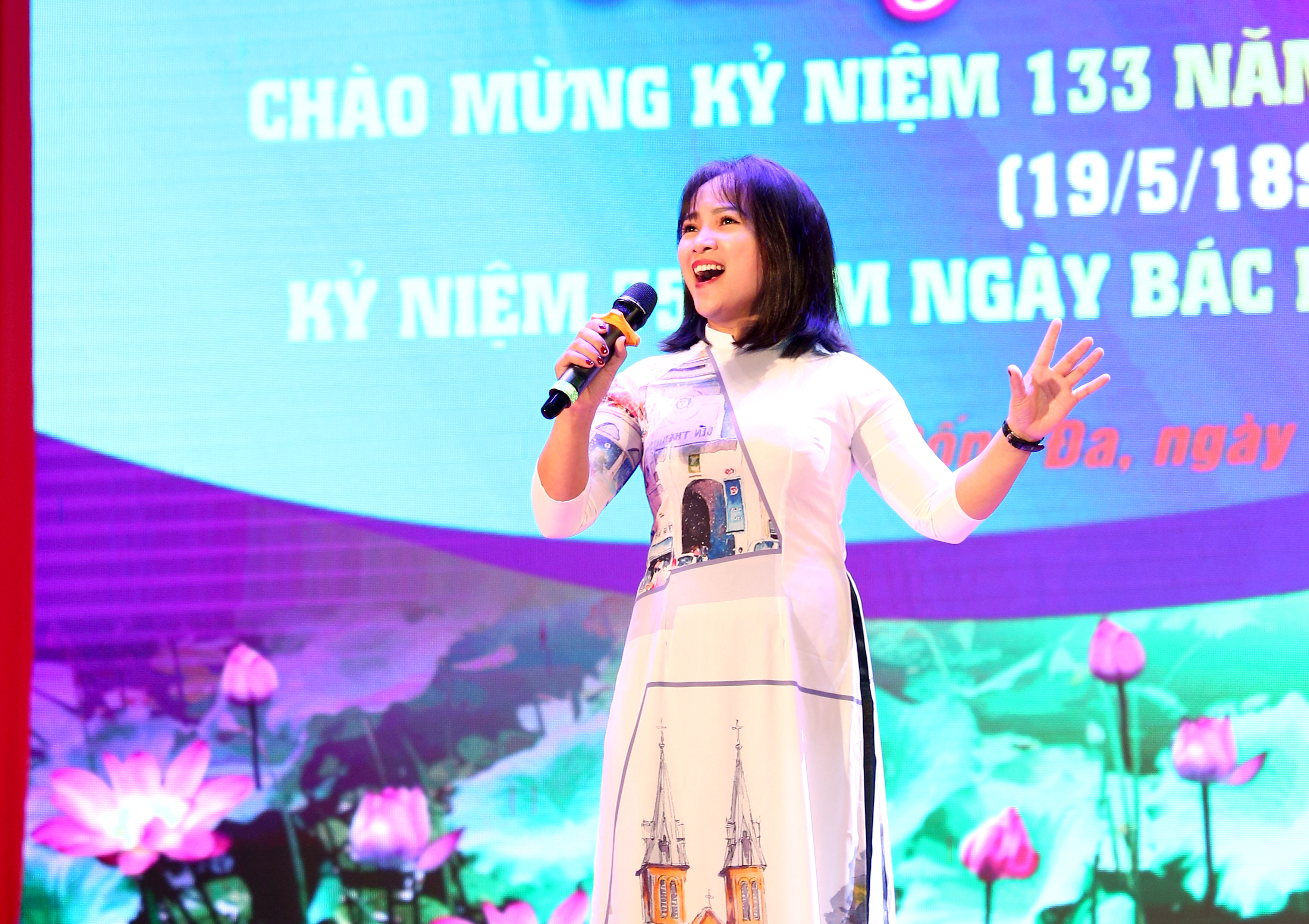 Hội LHPN quận Đống Đa: Tổ chức “Liên hoan “Tiếng hát dâng Người” - ảnh 6