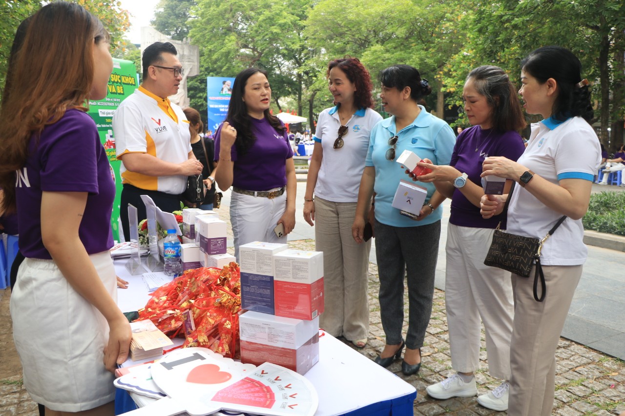 Phối hợp tổ chức “Ngày hội sức khỏe cộng đồng vì phụ nữ và trẻ em” năm 2023 - ảnh 6