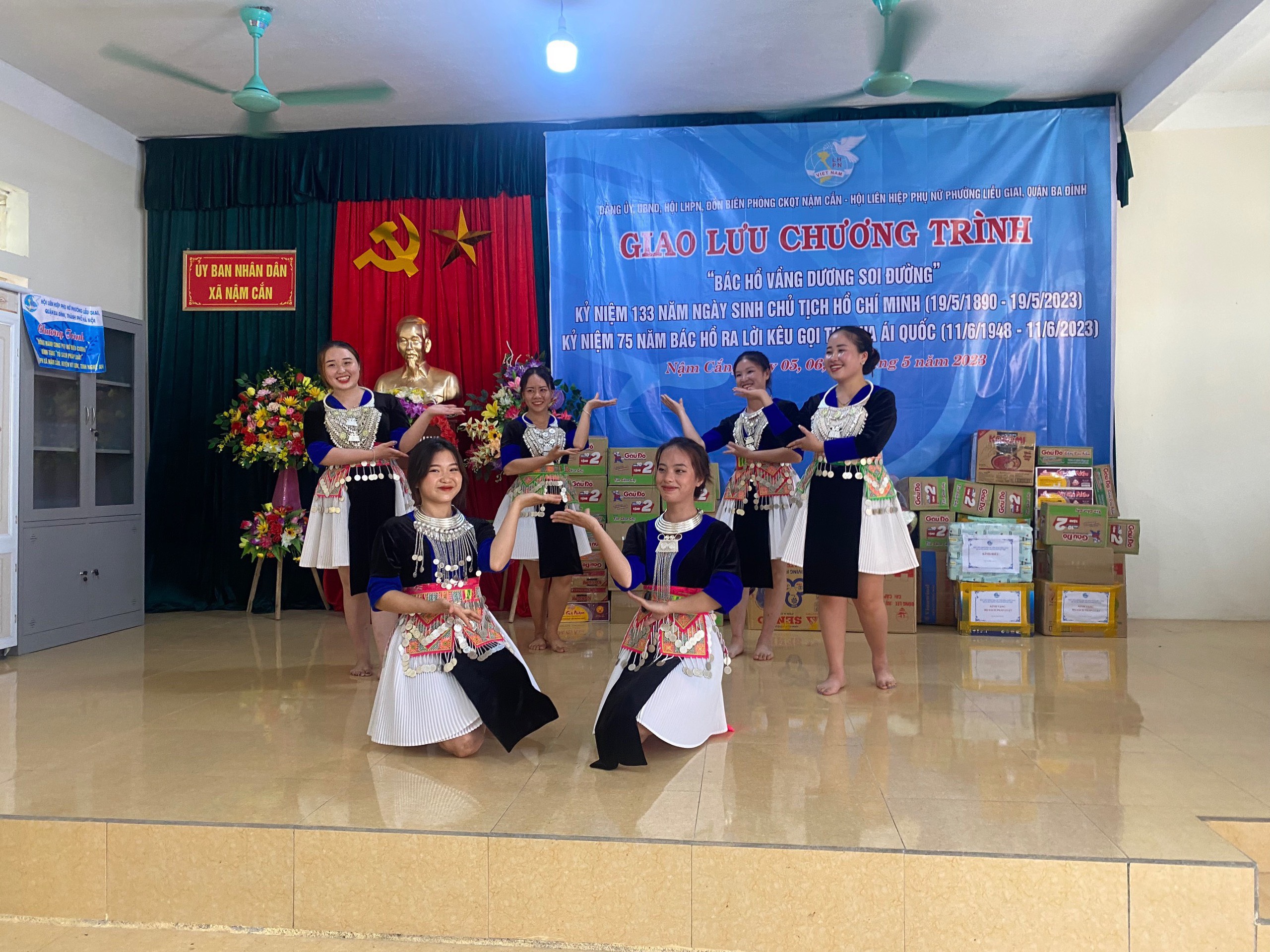 Nhiều hoạt động ý nghĩa mừng sinh nhật Bác tại Nghệ An - ảnh 5