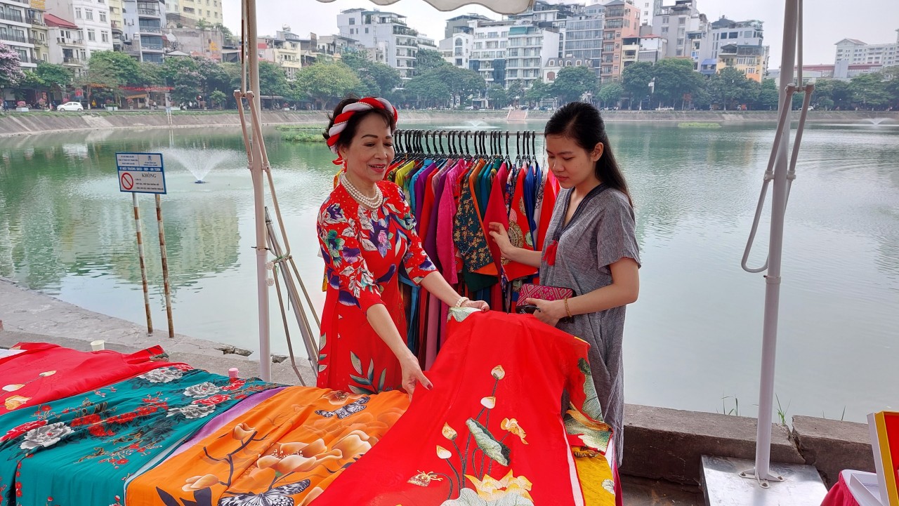 Trưng bày, giới thiệu sản phẩm OCOP - ảnh 4