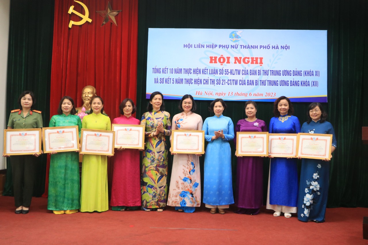 Hội LHPN Hà Nội: Phát huy vai trò nòng cốt trong thực hiện công tác phụ nữ, bình đẳng giới - ảnh 2