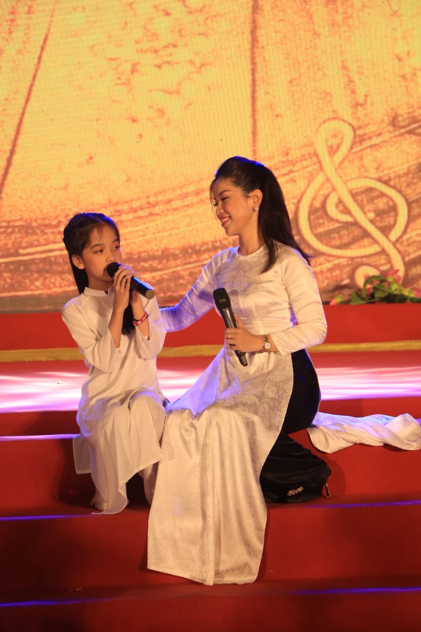 Hội LHPN Hà Nội: Tôn vinh đóng góp của phụ nữ trong xây dựng gia đình hạnh phúc, nông thôn mới, đô thị văn minh - ảnh 9