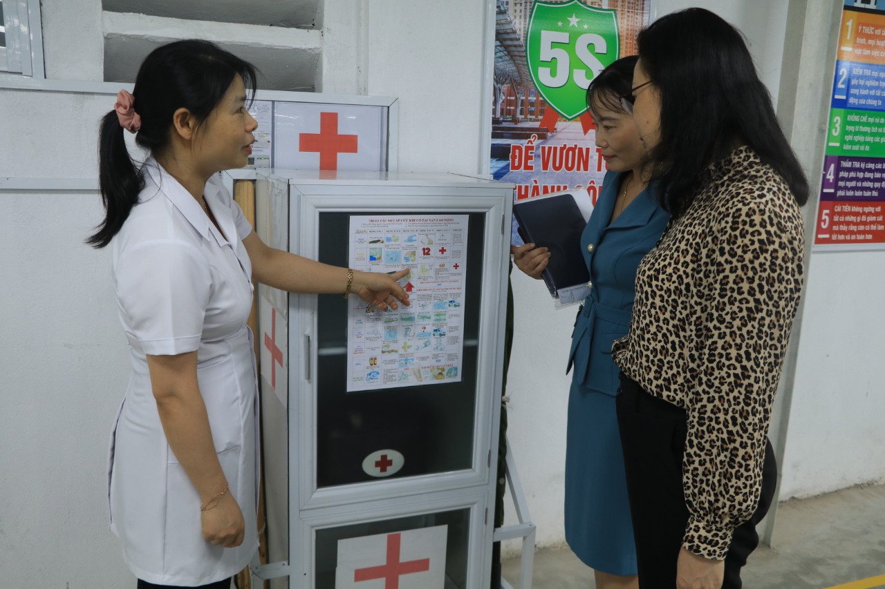 Giám sát việc thực hiện quy định pháp luật về bình đẳng giới tại quận Thanh Xuân.  - ảnh 5