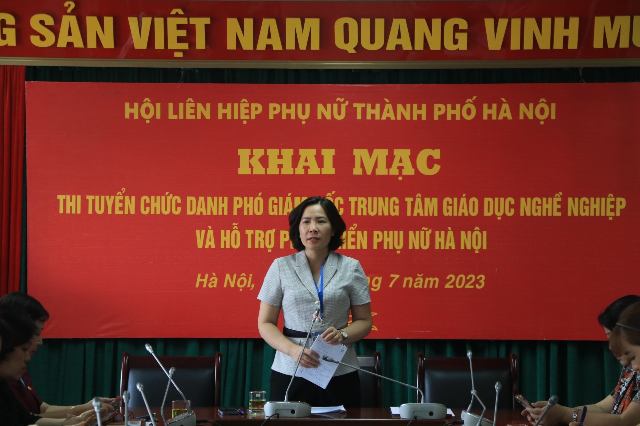 Lần đầu tiên tổ chức thi tuyển chức danh Phó Giám đốc Trung tâm Giáo dục nghề nghiệp và Hỗ trợ phát triển phụ nữ Hà Nội - ảnh 2