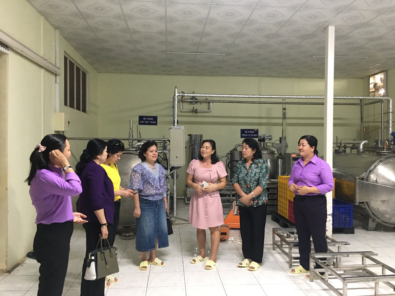 Thăm mô hình kinh tế do hội viên phụ nữ làm chủ - ảnh 1