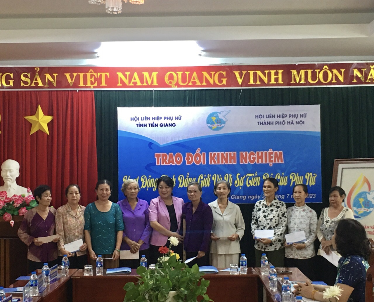 Trao đổi kinh nghiệm công tác bình đẳng giới và hoạt động vì sự tiến bộ của phụ nữ tại Tiền Giang - ảnh 4