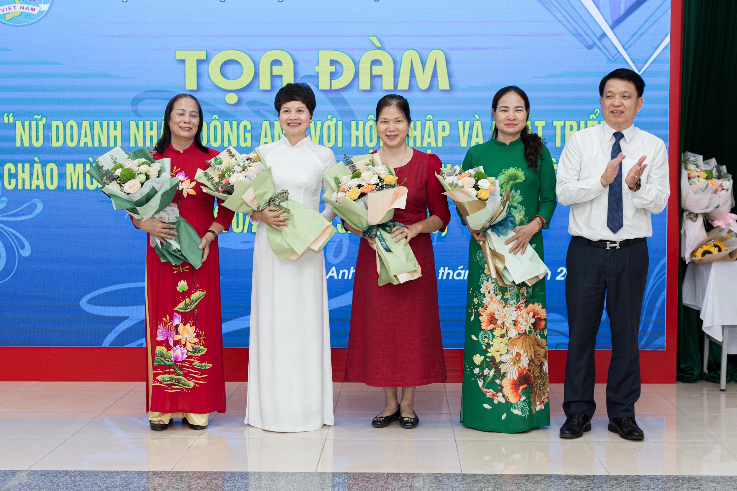 Phó Bí thư thường trực huyện Đông Anh hứa “doanh nhân nào gặp khó hãy gọi cho tôi“ - ảnh 5