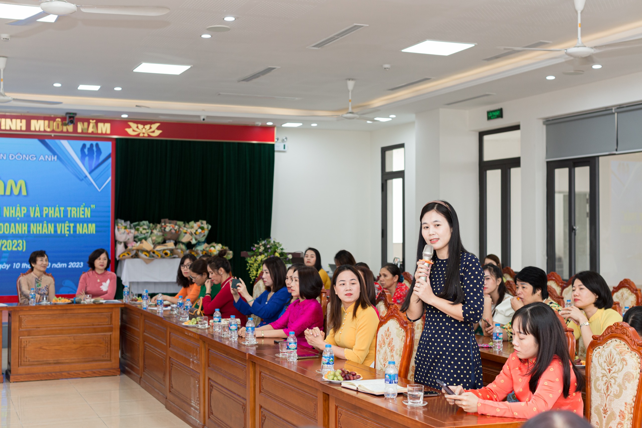 Phó Bí thư thường trực huyện Đông Anh hứa “doanh nhân nào gặp khó hãy gọi cho tôi“ - ảnh 3