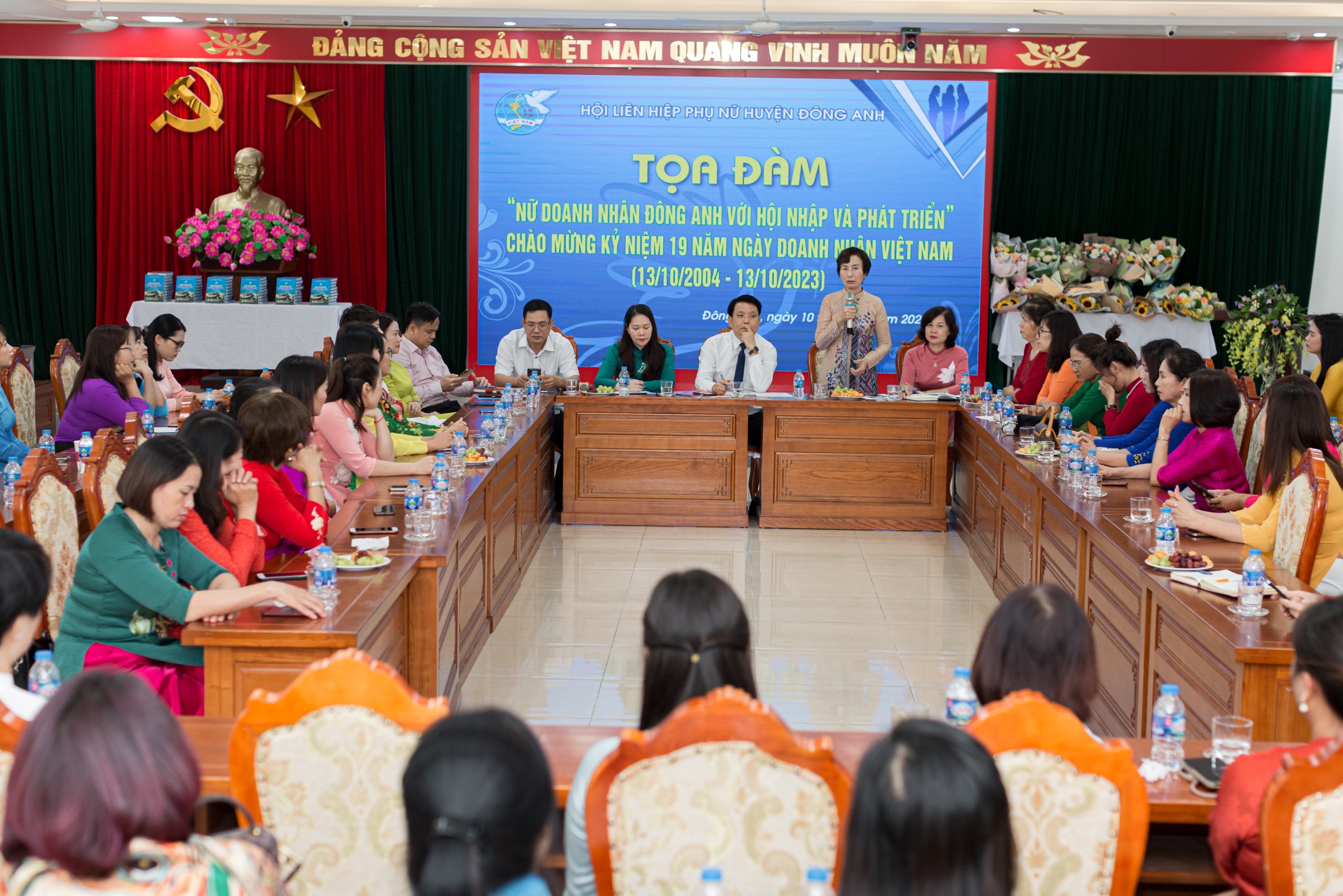 Phó Bí thư thường trực huyện Đông Anh hứa “doanh nhân nào gặp khó hãy gọi cho tôi“ - ảnh 1