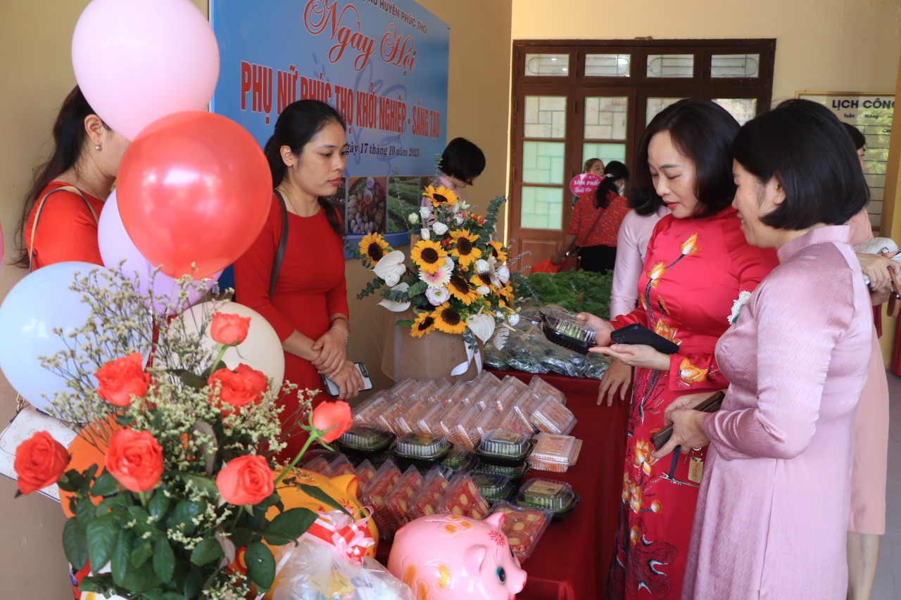 Hội LHPN huyện Phúc Thọ: Đa dạng các hoạt động kỷ niệm “Ngày hội của giới nữ“ - ảnh 10
