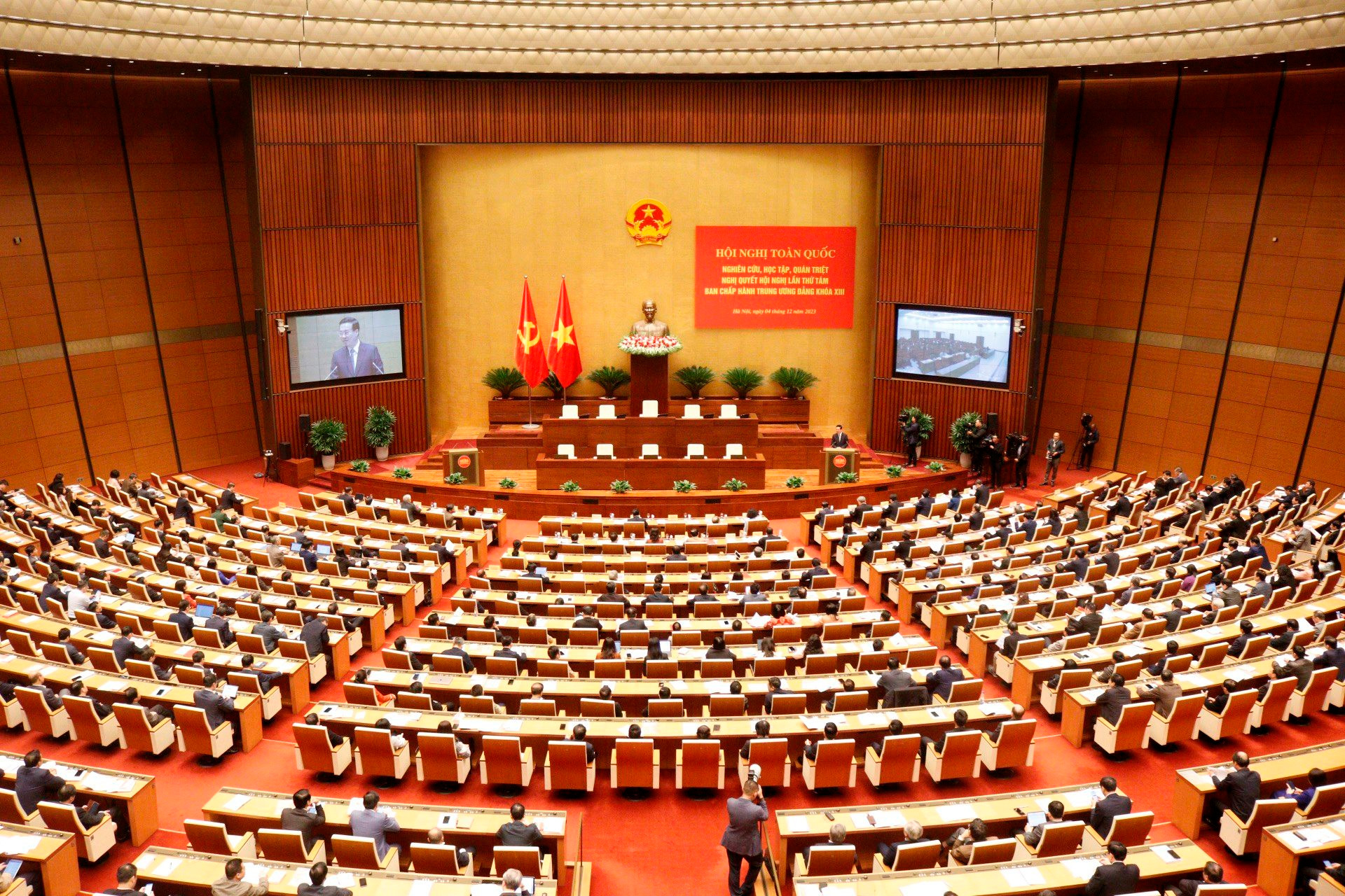 Hơn 1,44 triệu cán bộ, đảng viên nghiên cứu, học tập, quán triệt Nghị quyết Trung ương 8 (khóa XIII) - ảnh 1