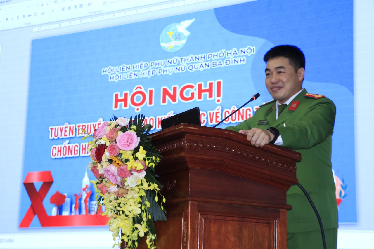 Hội LHPN quận Ba Đình: Tuyên truyền PCCC và vận động lắp đặt thiết bị truyền tin báo cháy - ảnh 4