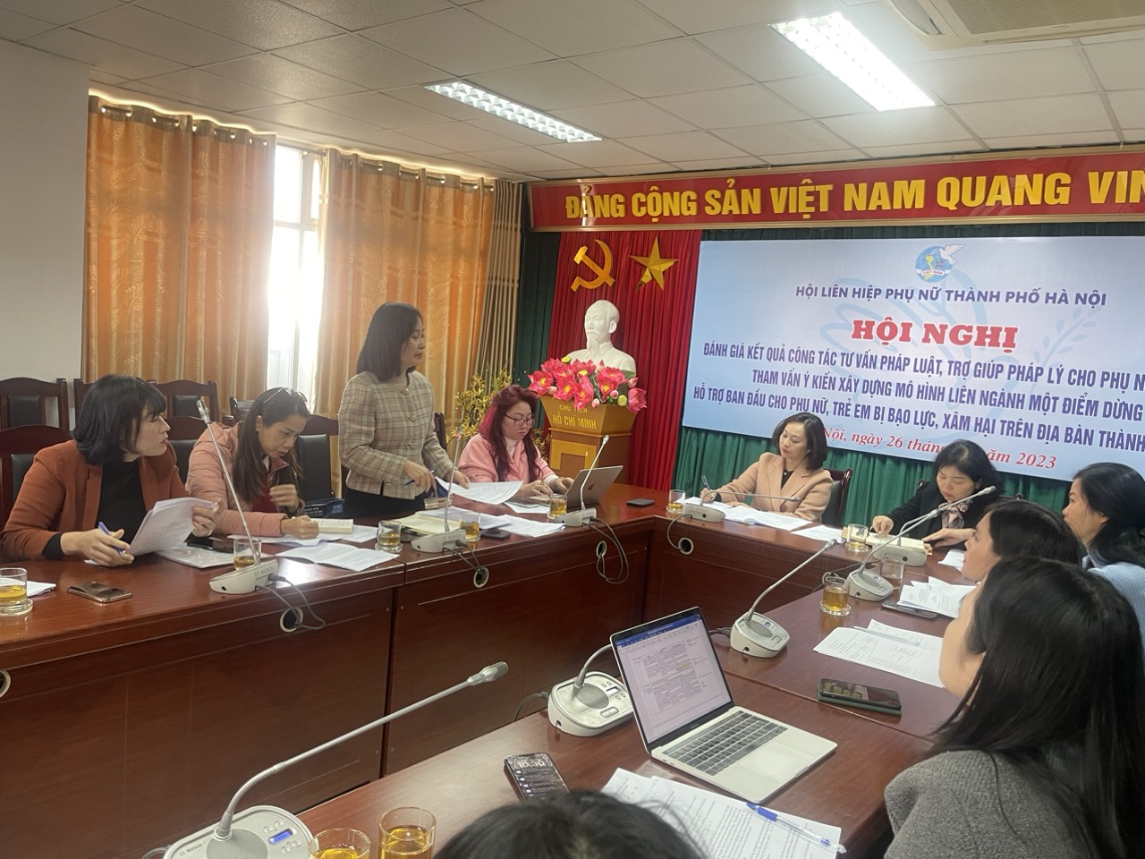 Hội LHPN Hà Nội: Nghiên cứu thí điểm xây dựng mô hình “Một điểm dừng” hỗ trợ phụ nữ, trẻ em bị bạo lực, xâm hại - ảnh 2