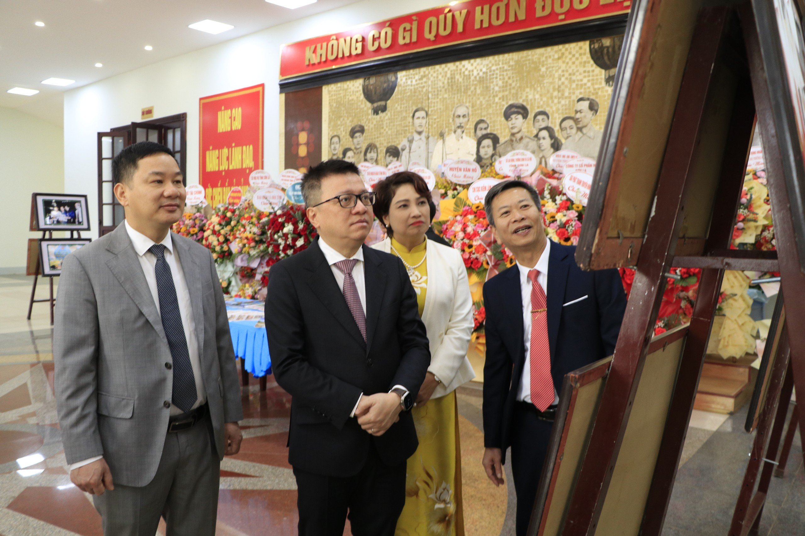 Báo Sơn La: Tự hào 60 năm xây dựng và trưởng thành - ảnh 7