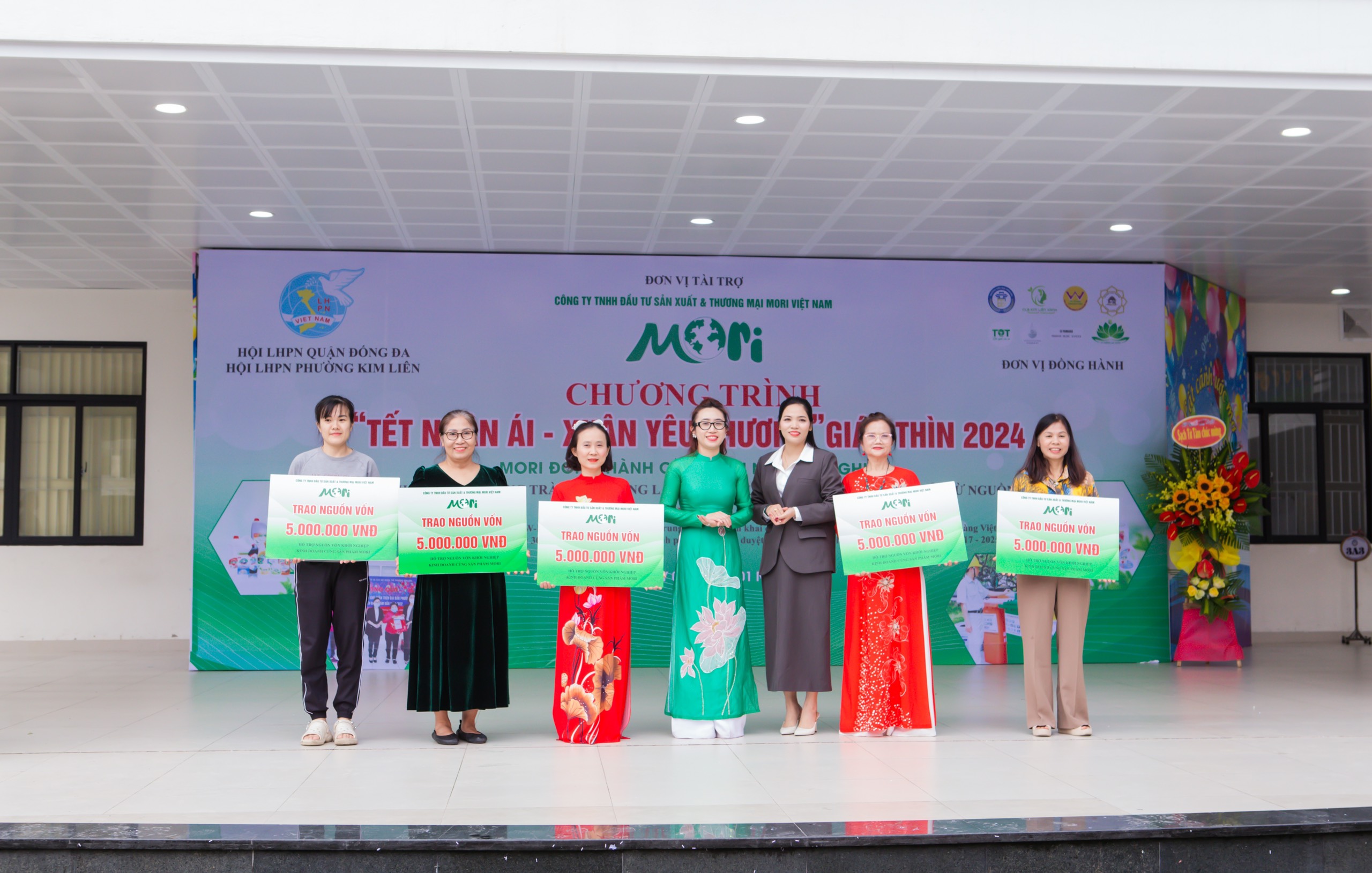 “Tết nhân ái-Xuân yêu thương” của phụ nữ phường Kim Liên - ảnh 7