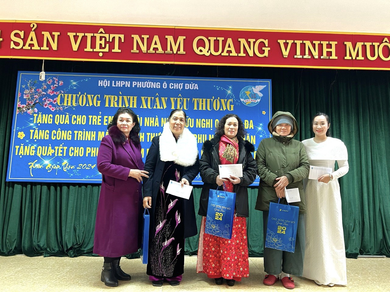 “Xuân yêu thương” của phụ nữ phường Ô Chợ Dừa - ảnh 2
